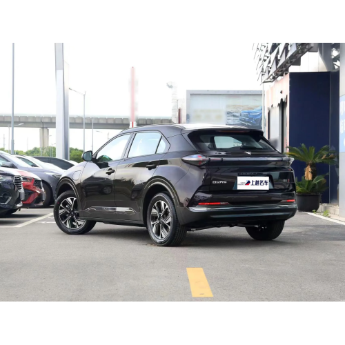 Electric Vehicles Neta  Zhi 610 Good Performance In Stock Cheap New Automobile Electric New Four Wheel  Car/High Speed Charger